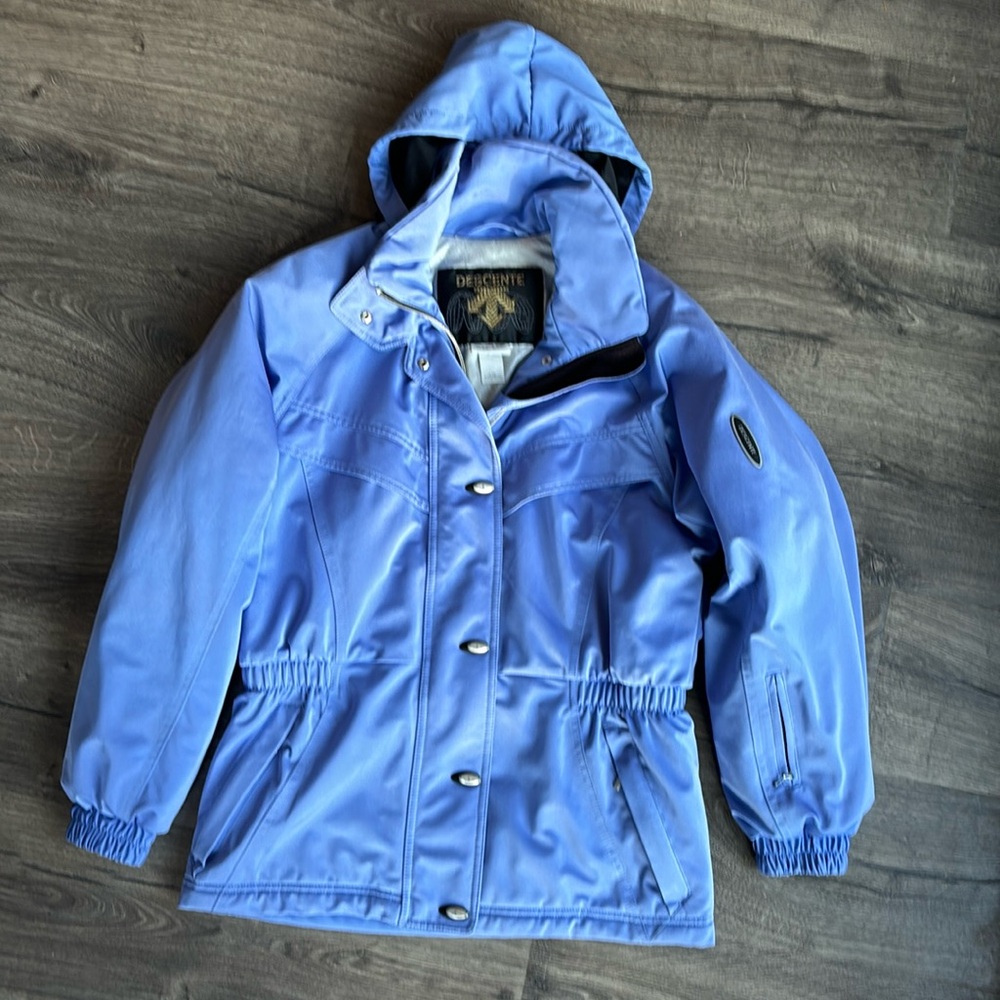 Descente Ski Jacket Mid Length Jacket Size 8 LIKE NEW